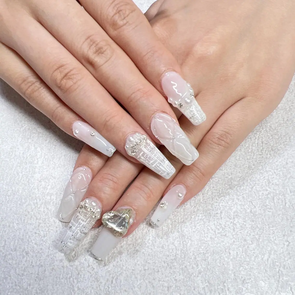 ネイル ロングネイル ハンドネイル nail l_yukiのネイルデザイン