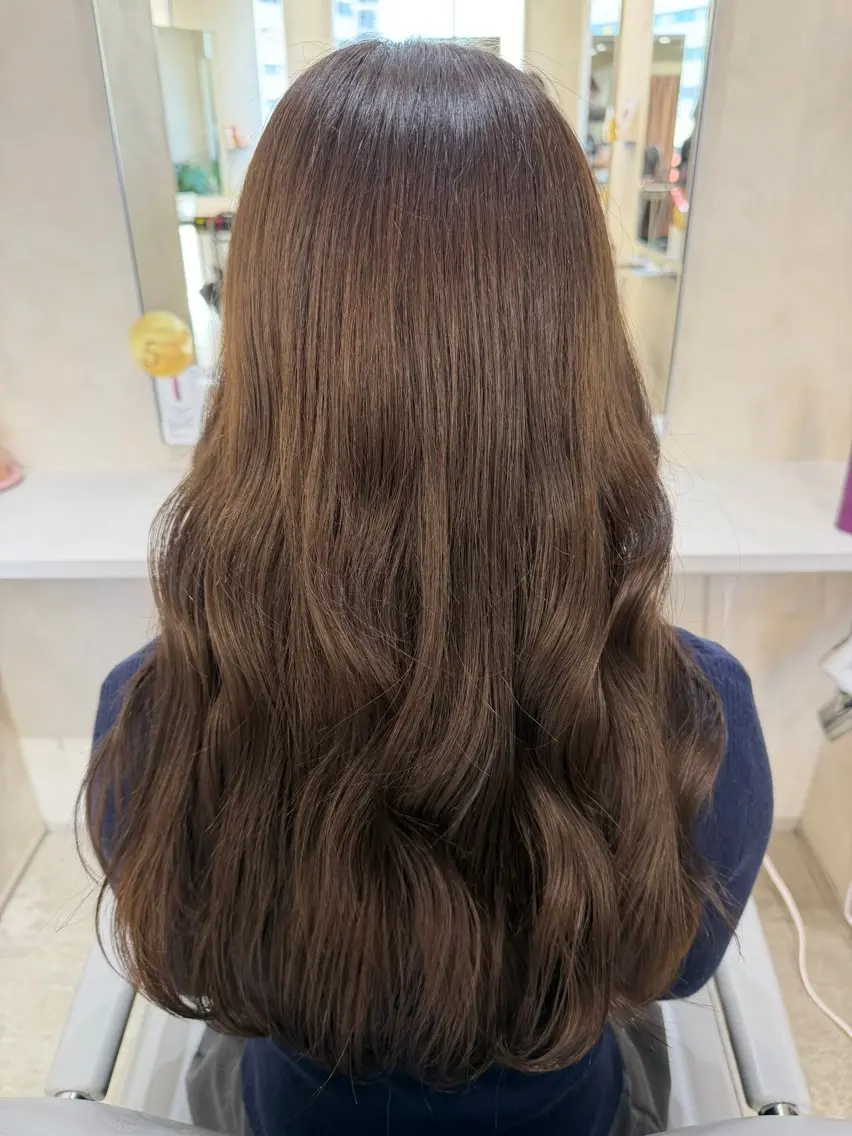 ロング 清友 柚希のヘアスタイル