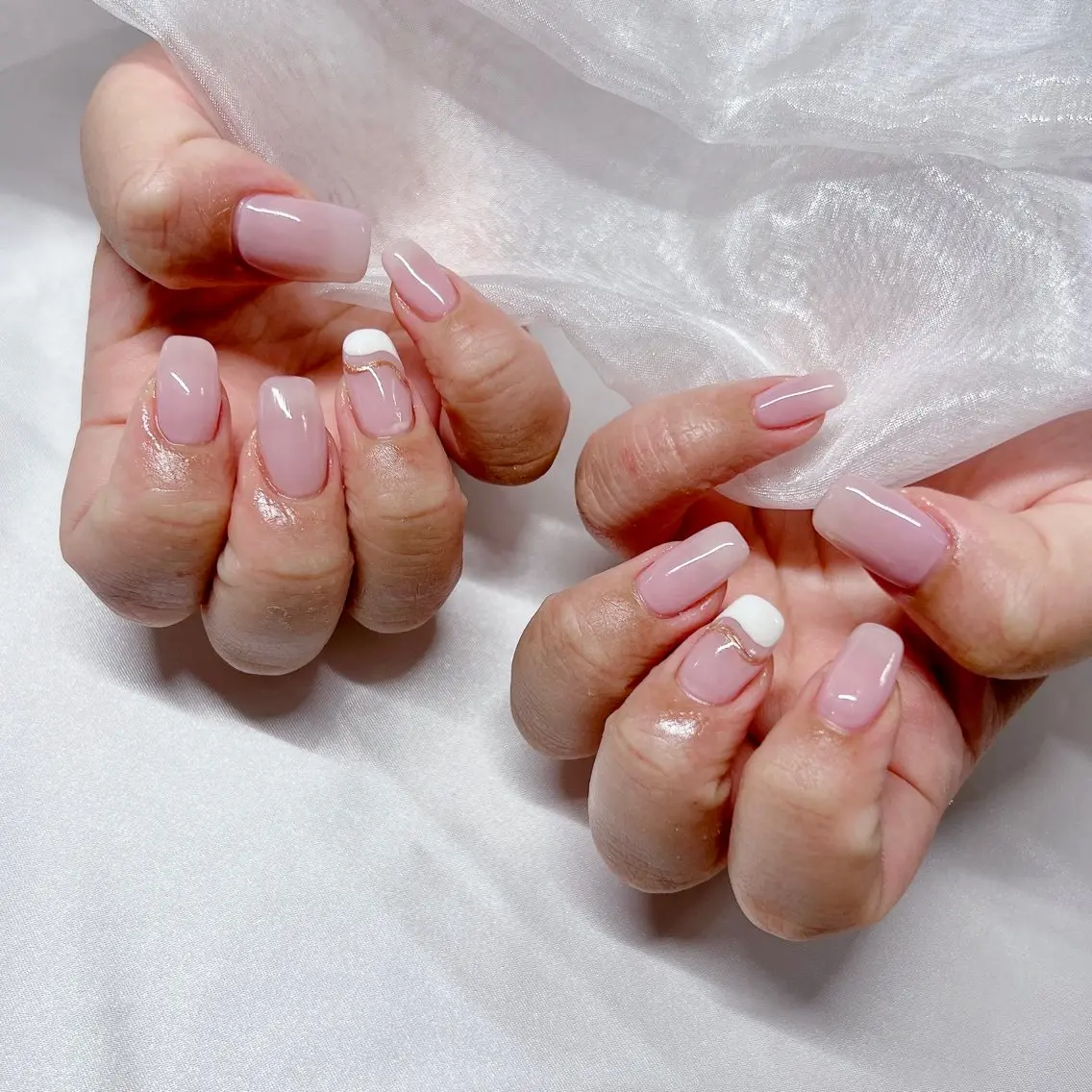 ネイル ジェルネイル グラデーション 韓国ネイル 持ち込み ニュアンスネイル nail salon Rewardのネイルデザイン