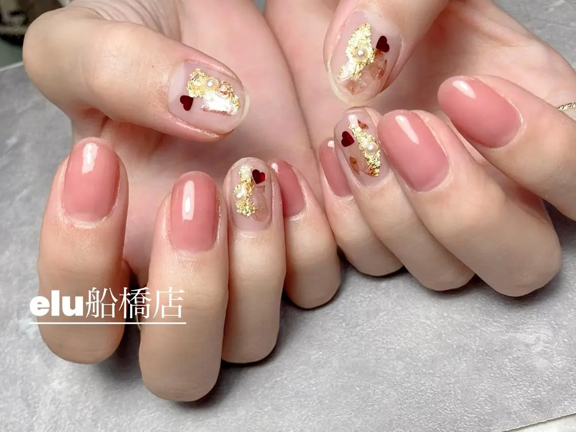 ネイル elu :nail&eyeのネイルデザイン