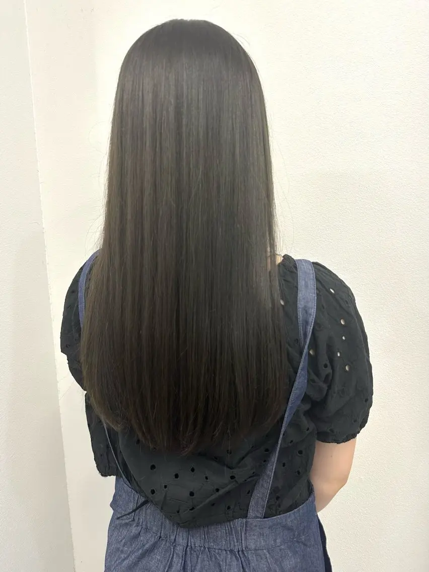ロング カラー グレージュ オリーブグレージュ オリーブグレー 【puul】 TOMOYAのヘアスタイル