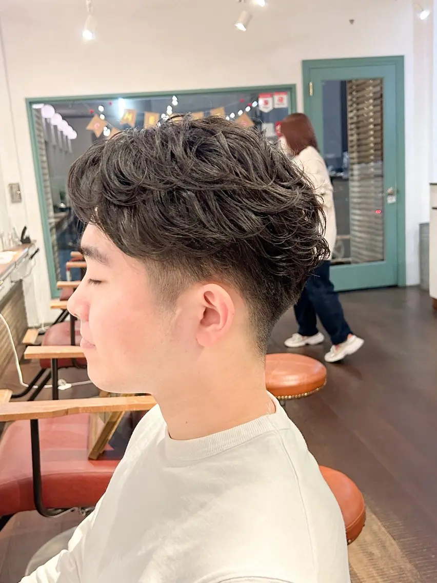 【簡単スタイリング♪】メンズ限定カット+パーマの写真