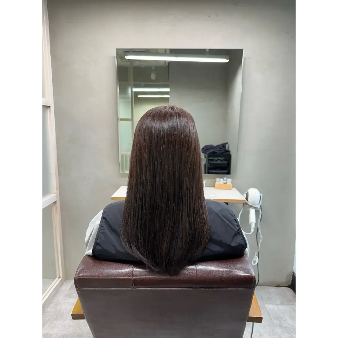 セミロング カラー カット ヘアカラー ｔｏｃｃａ /ｅｒｉのヘアスタイル