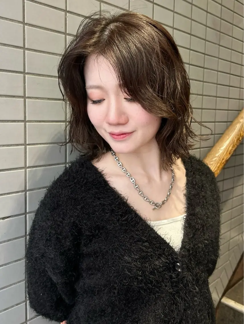 ミディアム パーマ LANA似合わせ カット🪐のヘアスタイル