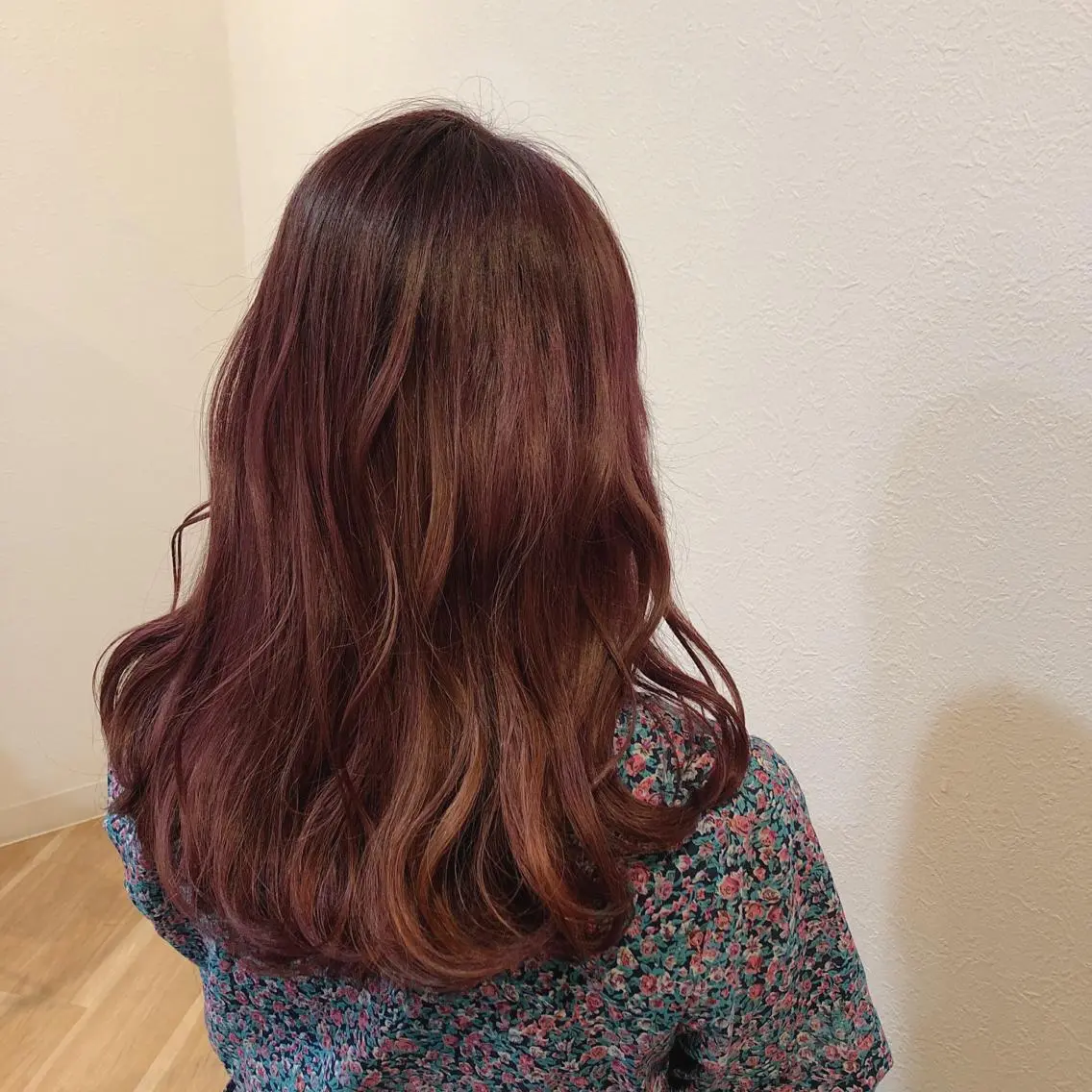 セミロング カラー カット ヘアカラー トリートメント 髪質改善／艶カラー 🫧harunaのヘアスタイル