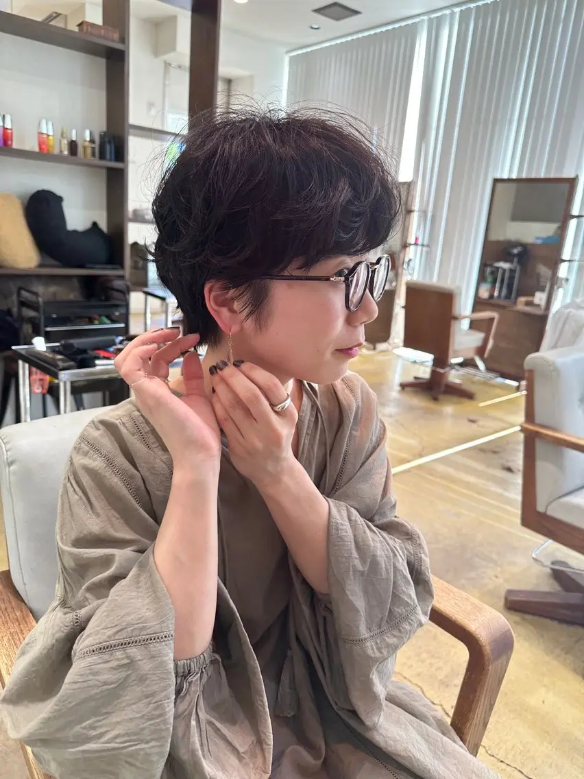 ショート パーマ ショートヘア ニュアンスパーマ カット ヘアカラー 🌈村松滉太髪質改善 レイヤーカット🌈のヘアスタイル