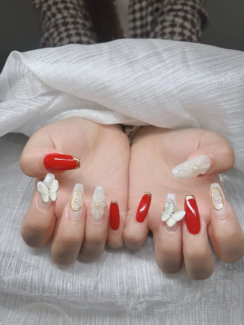 ネイル オーロラネイル チークネイル 長さ出し フットネイル フレンチネイル Lee Nails チップ長さだし専門店のネイルデザイン