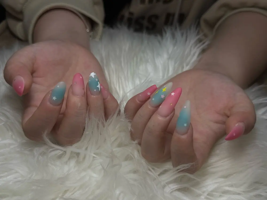 ミディアム Best nail あずりのネイルデザイン