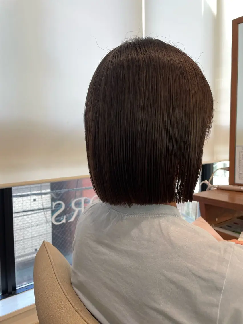 ミディアム 切りっぱなしボブ ボブ カット ヘッドスパ 山本　恵 (やまもと  けい)のヘアスタイル