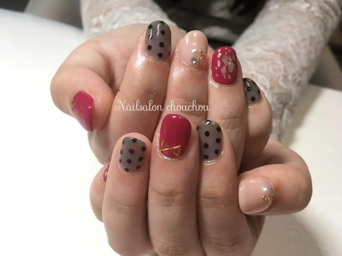 ネイル 爪のお悩みサロン シュシュエットのネイルデザイン