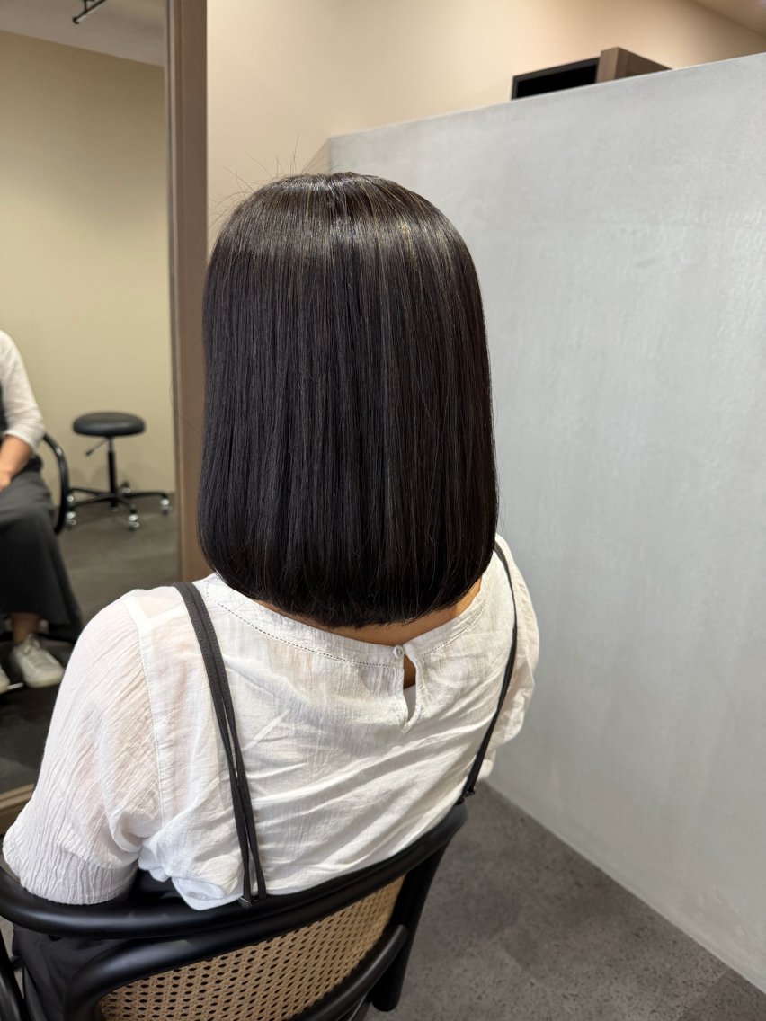 カット＋ナチュラル縮毛矯正　¥20,900→¥16,500の写真