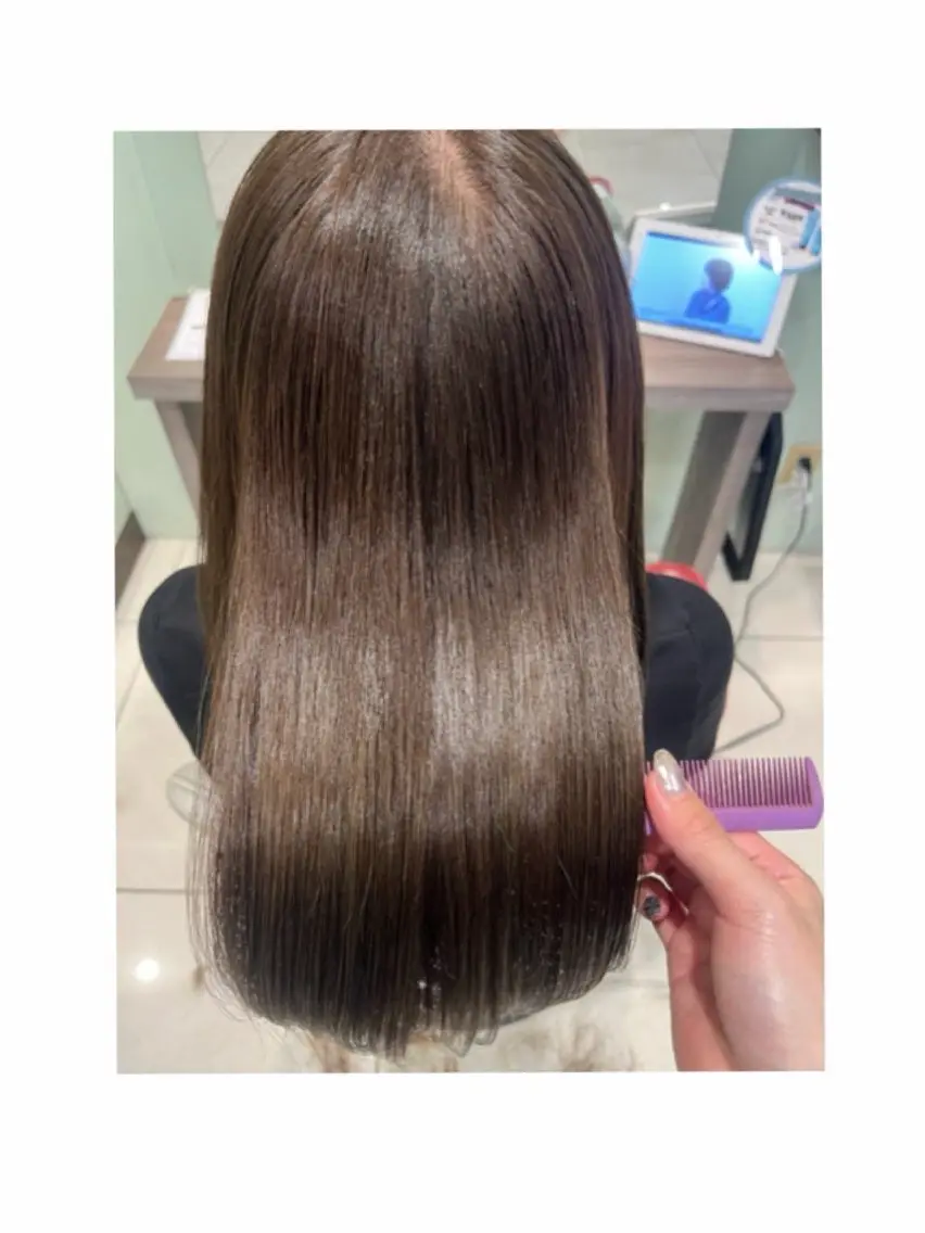 ミディアム カラー 透明感カラー オリーブカラー 髪質改善 カット ヘアカラー TSUKADA 美髪矯正&艶カラーのヘアスタイル
