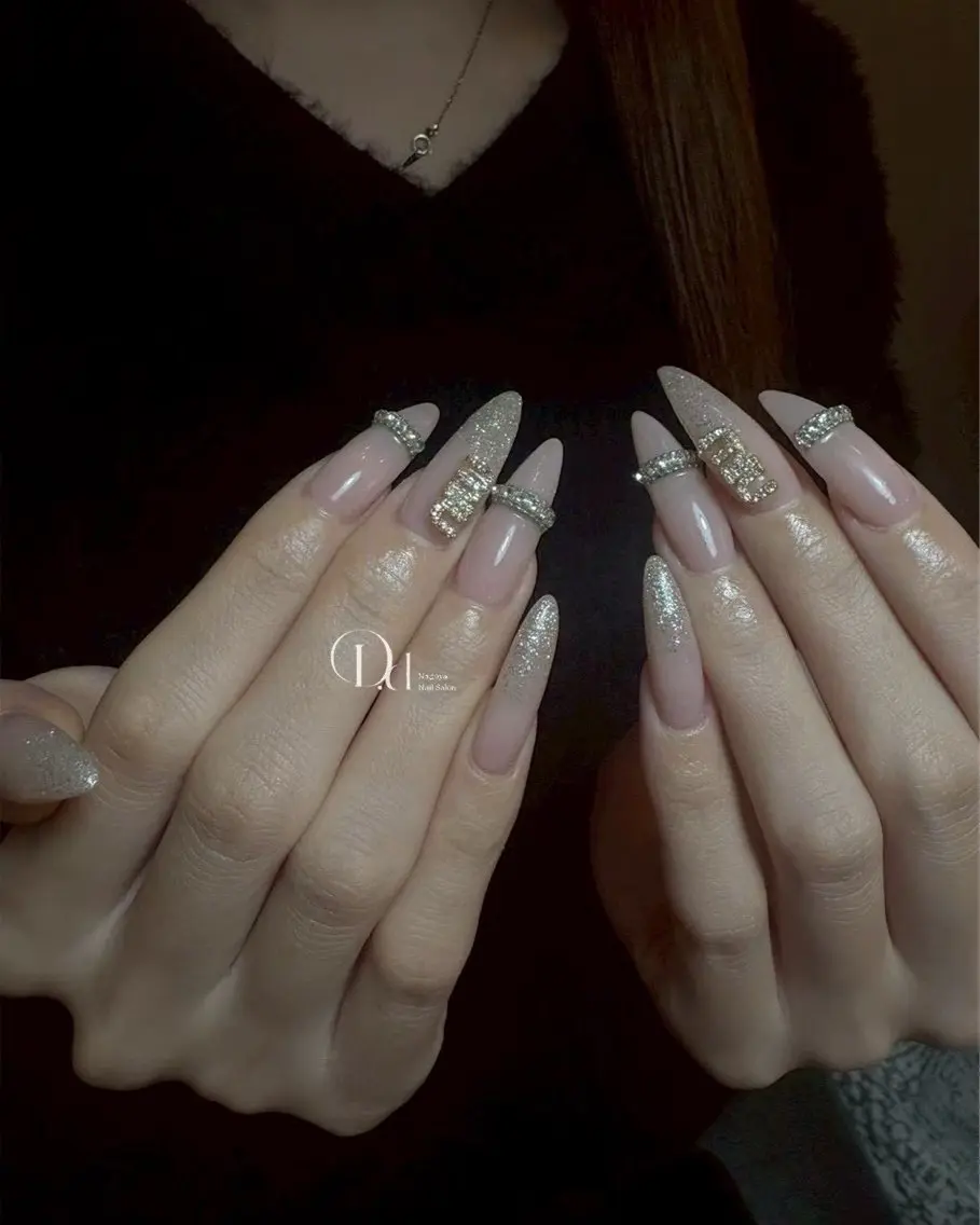 ネイル 長さ出し ジェルネイル 韓国ネイル マグネットネイル 持ち込み ハンドネイル amu.nail Tokoのネイルデザイン
