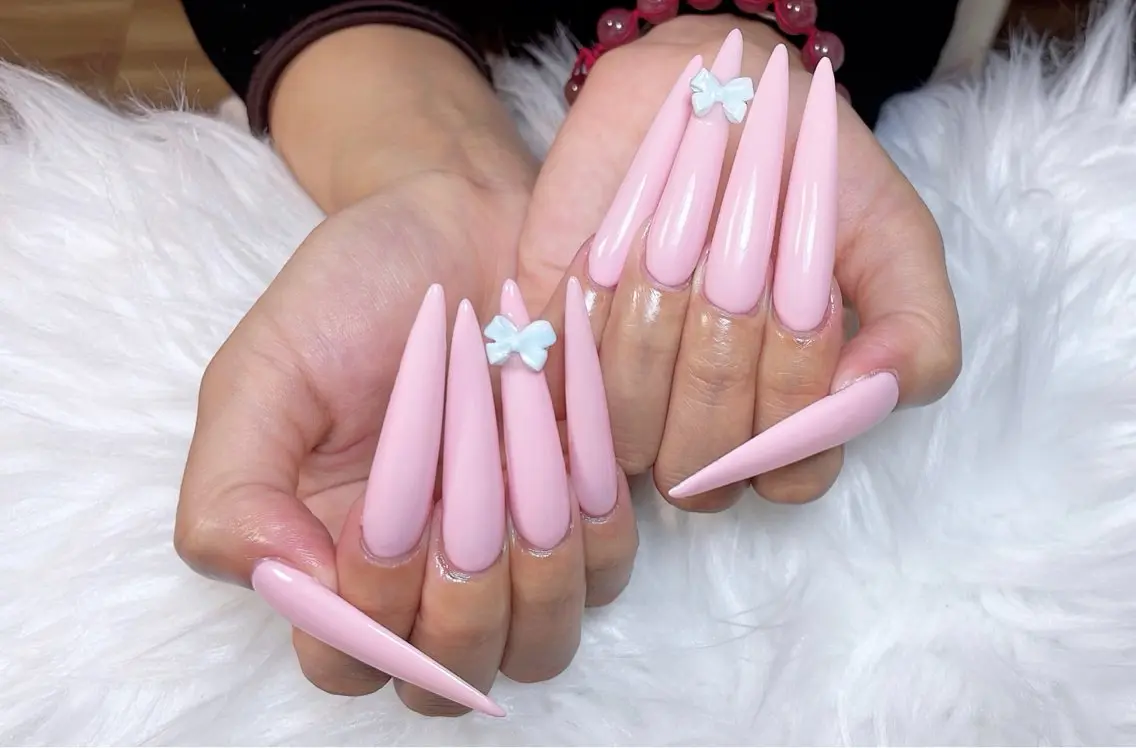 ネイル アニマル柄 チークネイル フラッシュネイル フットネイル フレンチネイル ハンドネイル B·U Nail大宮 長さだし専門店のネイルデザイン