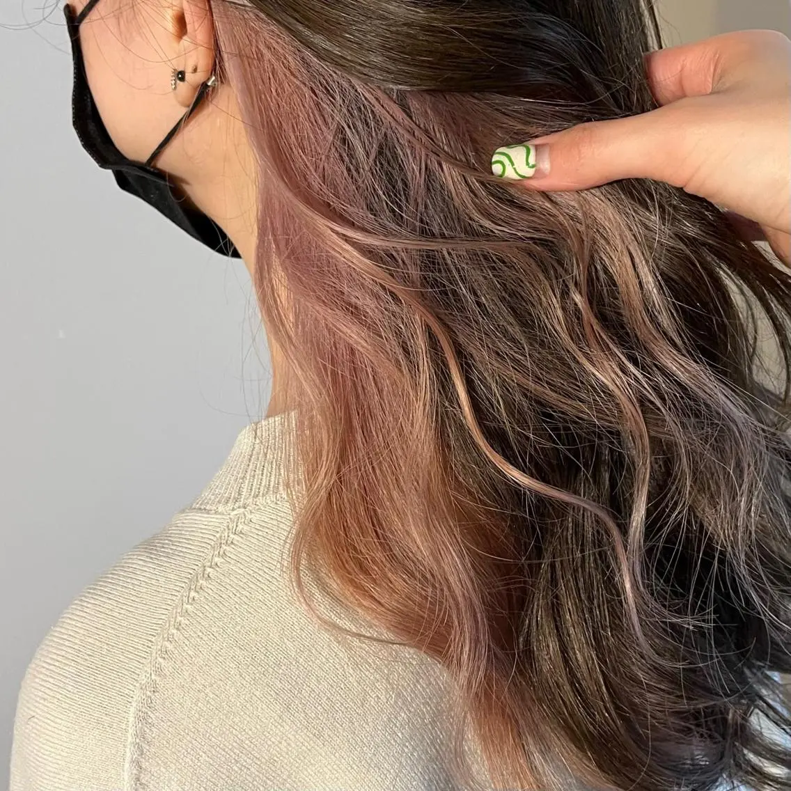 セミロング カラー セミロングパーマ バレイヤージュ ブリーチ ケアブリーチ ダブルカラー カット ヘアカラー トリートメント Luana / 公式 / 大通のヘアスタイル