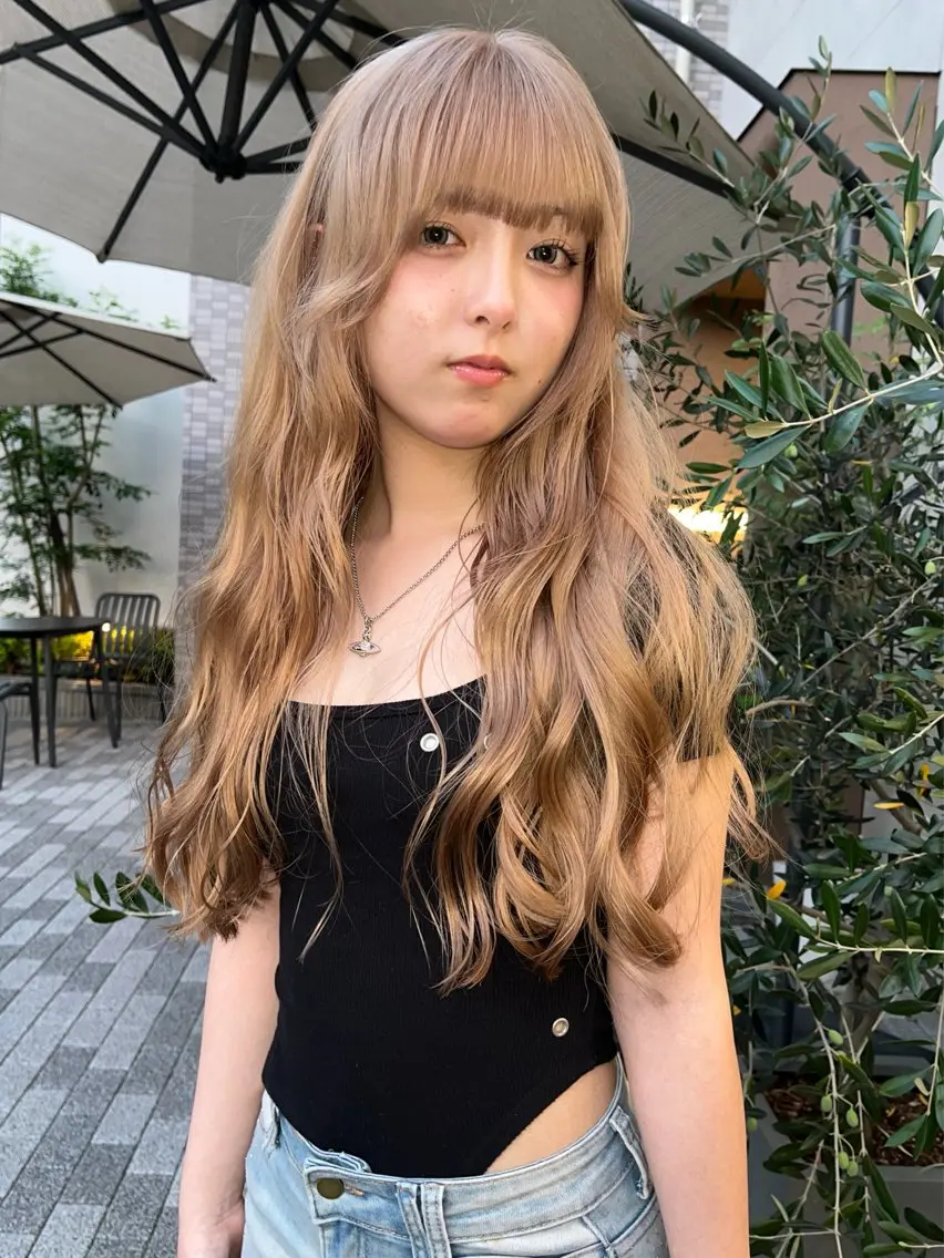 ロング ヘアカラー 村田 流彩のヘアスタイル