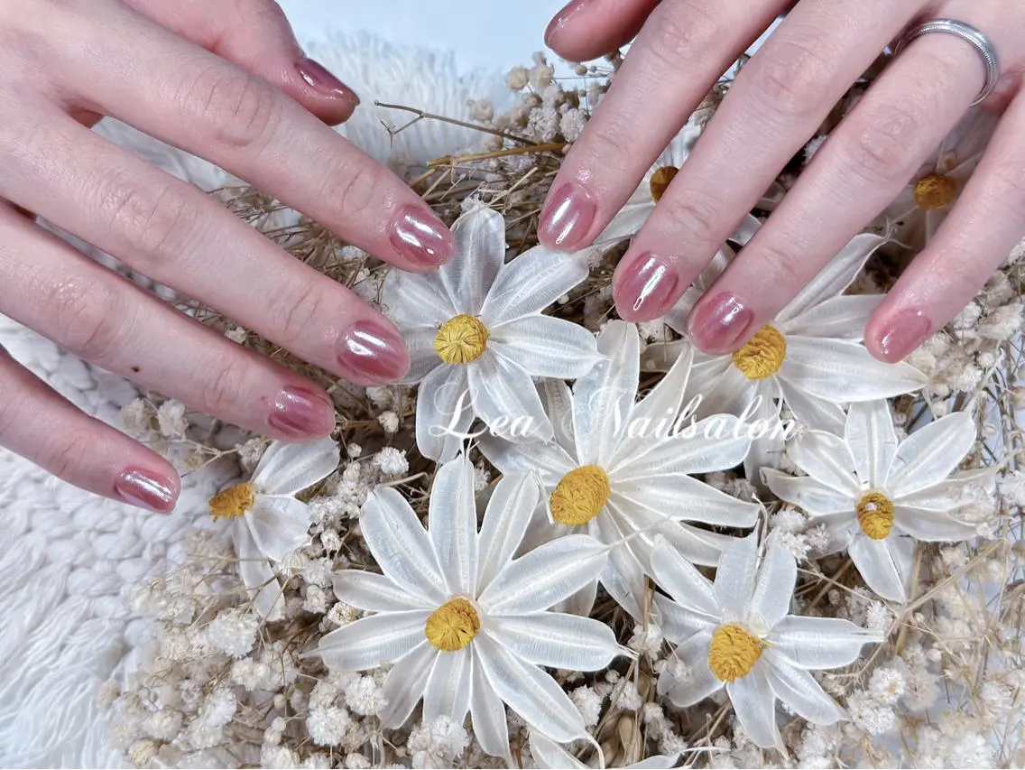 ショート カラー ネイル Le’a NailSalonのネイルデザイン