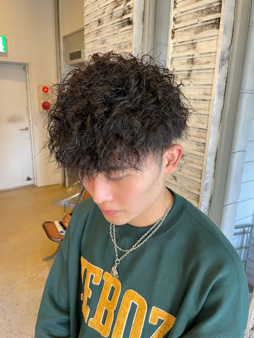 ショート パーマ メンズ メンズパーマ メンズツイストパーマ ツイストパーマ パーマ メンズカット/パーマ 特化motooのヘアスタイル