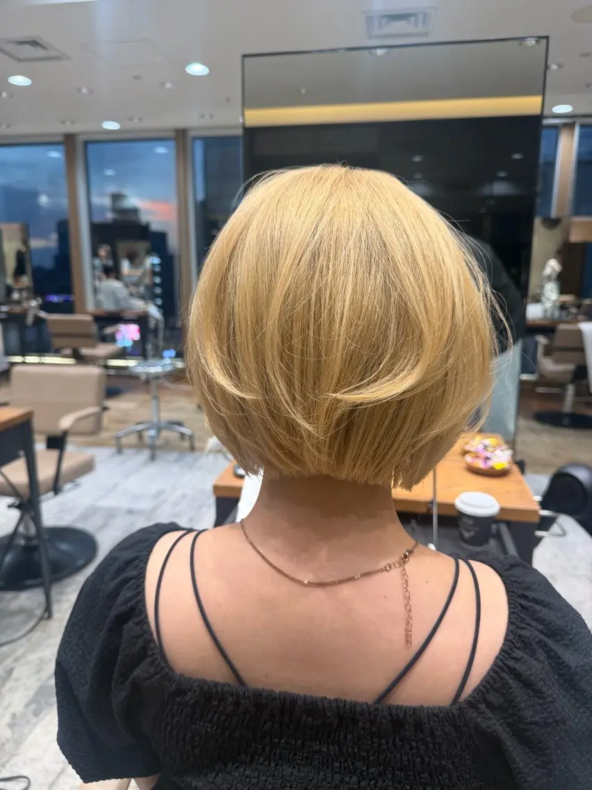 🈳《水&金 限定》新宿店限定✨️ボブorショート✂️レディースカット✂️➕トリートメント➕ヘッドスパ✨️の写真