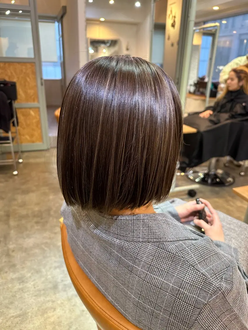 ミディアム ハイライト 金 春江のヘアスタイル