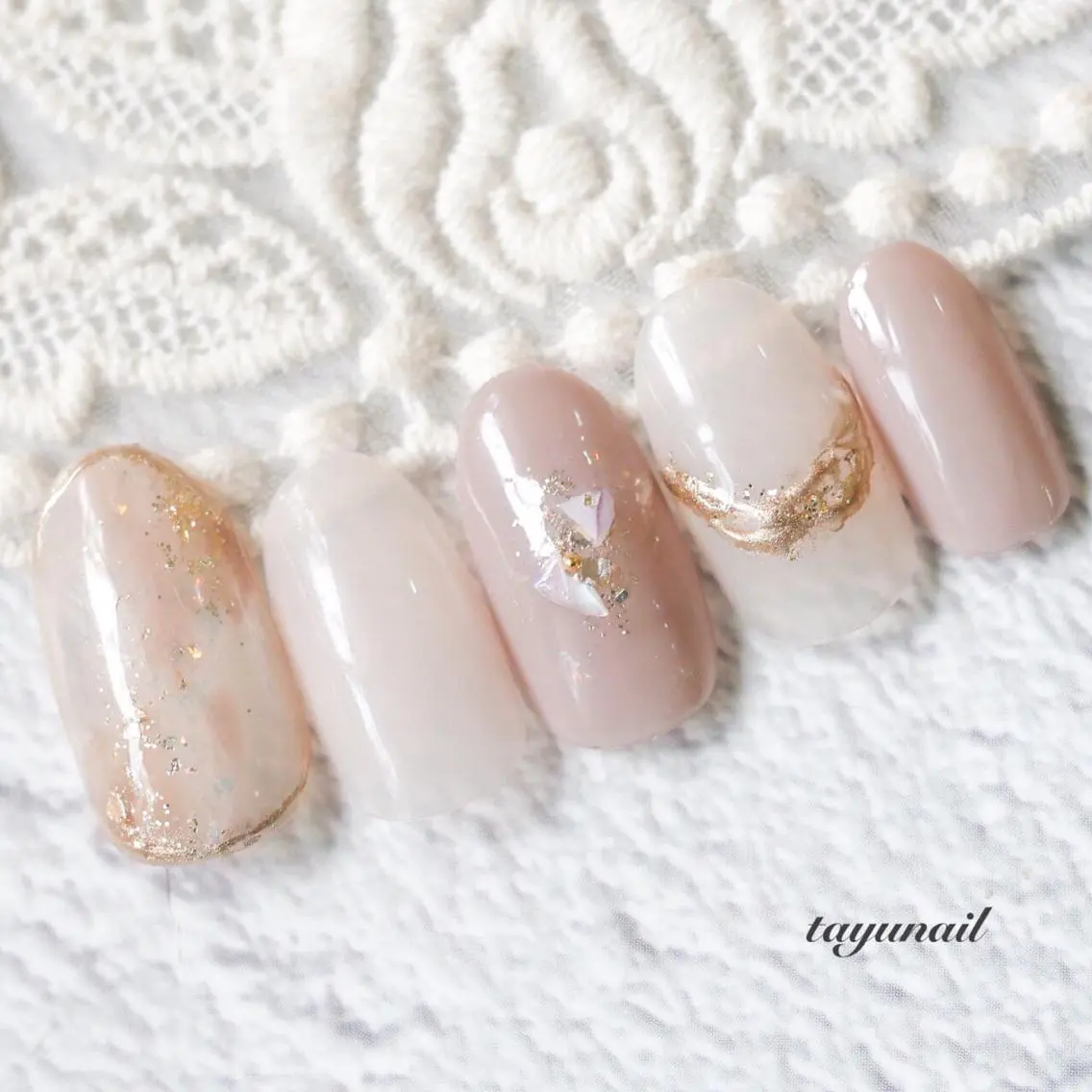ネイル アートネイル フレンチネイル ジェルネイル キラキラネイル ニュアンスネイル ハンドネイル ネイルサロン 【たゆnail】のネイルデザイン