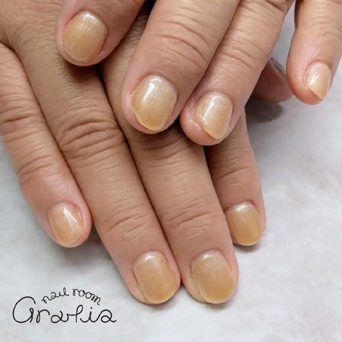 ネイル ジェルネイル gratia 中村のネイルデザイン