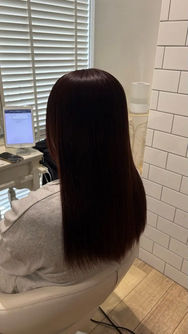 ロング カット 縮毛矯正 似合わせ 顔周りYUUGAのヘアスタイル