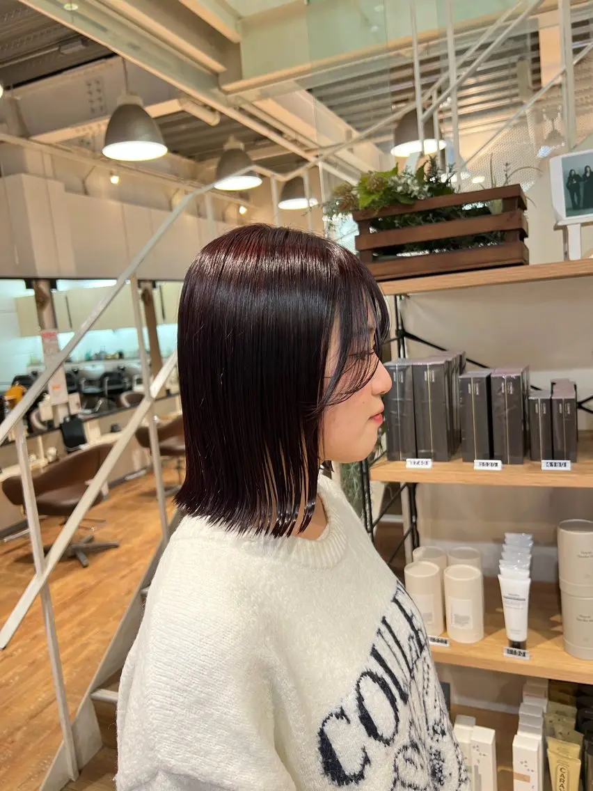 ミディアム ボブ 外ハネヘア カット ヘアカラー トリートメント インナーカラー♡ Nanakoのヘアスタイル