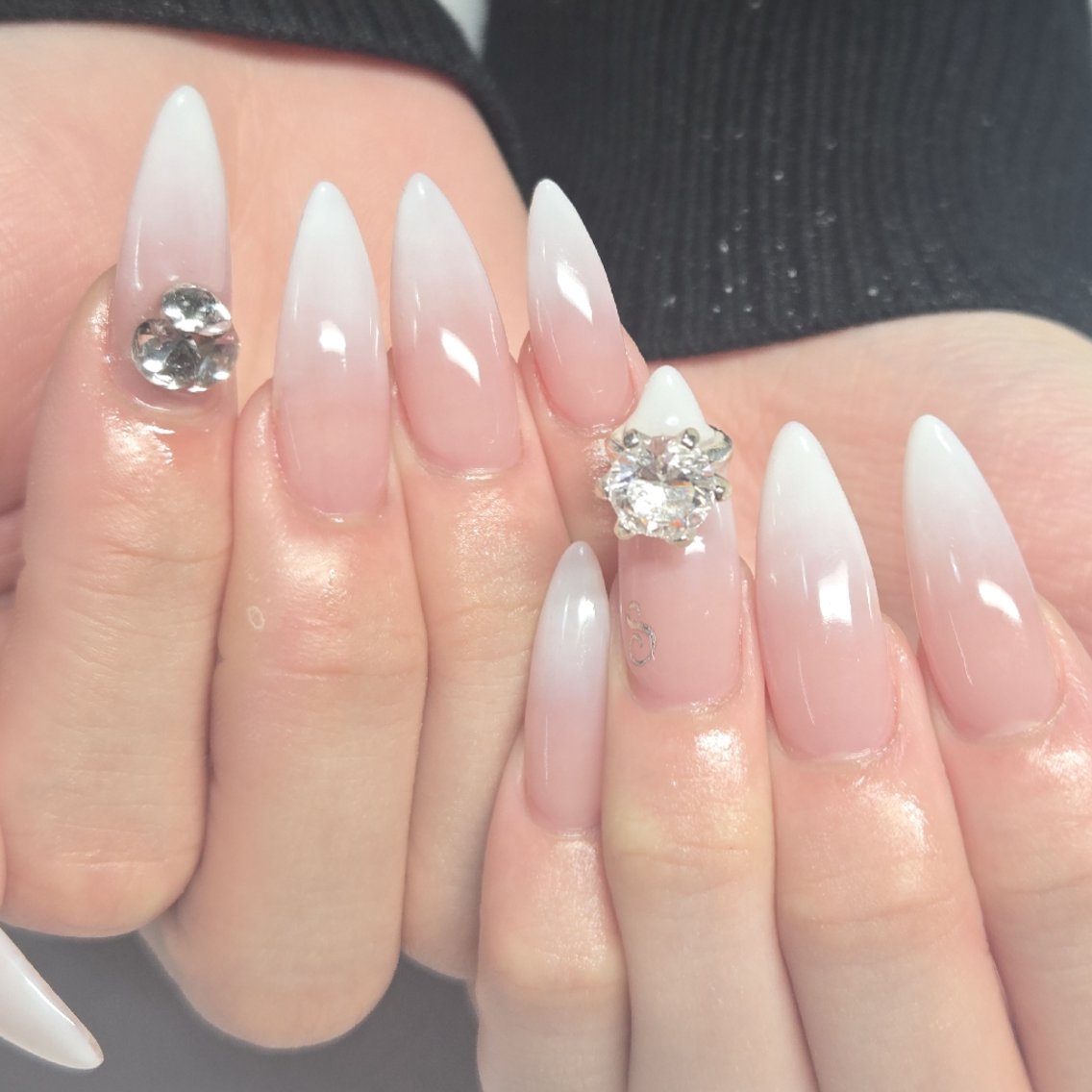 ネイル 長さ出し ジェルネイル スカルプネイル ネイルチップ ハンドネイル Nail Daisyのネイルデザイン