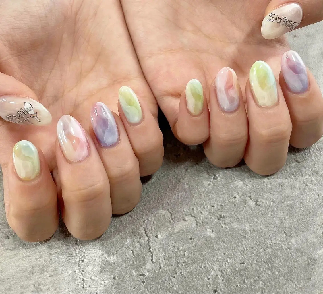 ネイル ジェルネイル 東 千夏のネイルデザイン