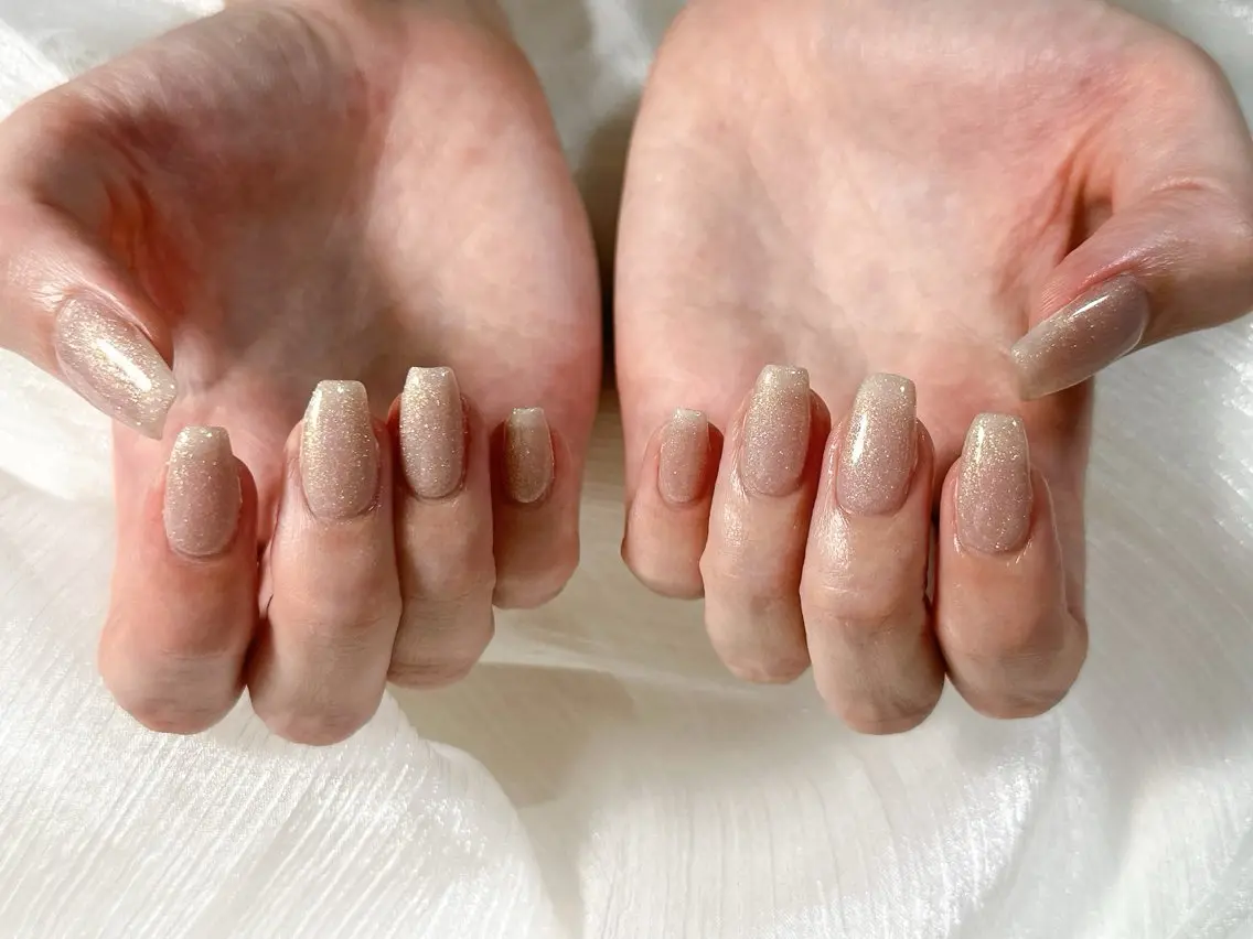 ネイル オーロラネイル ブルー フットネイル フレンチネイル ジェルネイル kiki nail たまプラーザのネイルデザイン