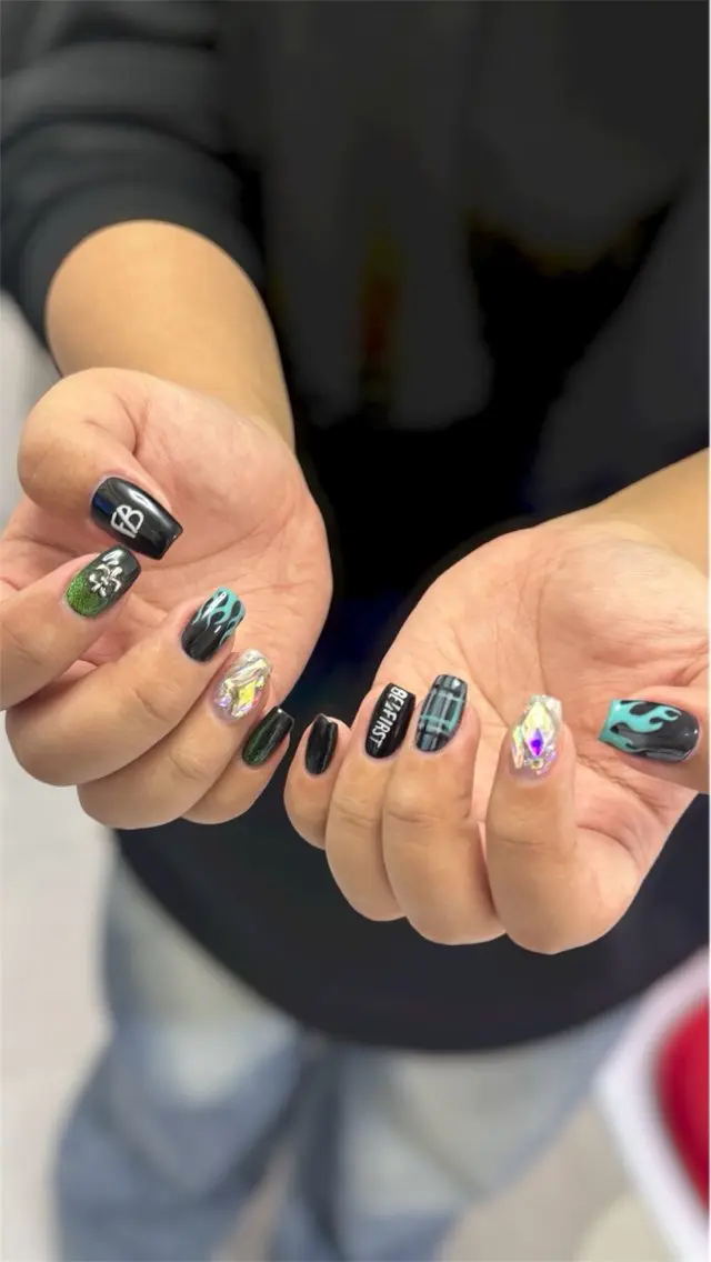 ネイル ハンドネイル ハンドケア emunail あやかのネイルデザイン
