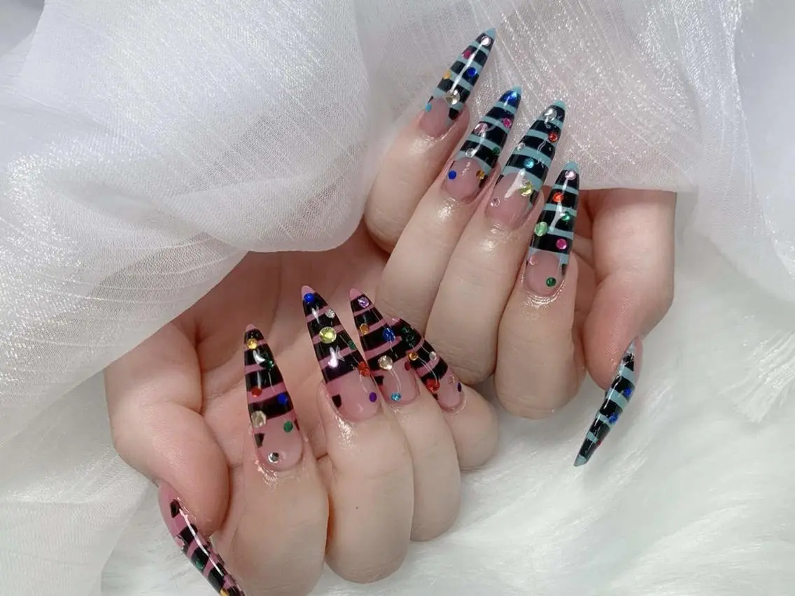 ネイル Melia Nail Nambaのネイルデザイン
