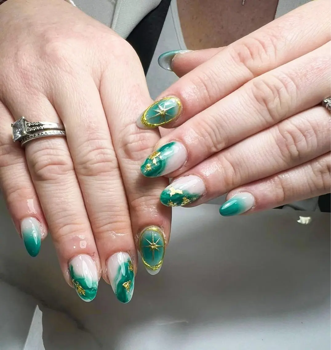 ネイル アートネイル 成人式 ジェルネイル ニュアンスネイル ネイルチップ Kora Nailのネイルデザイン