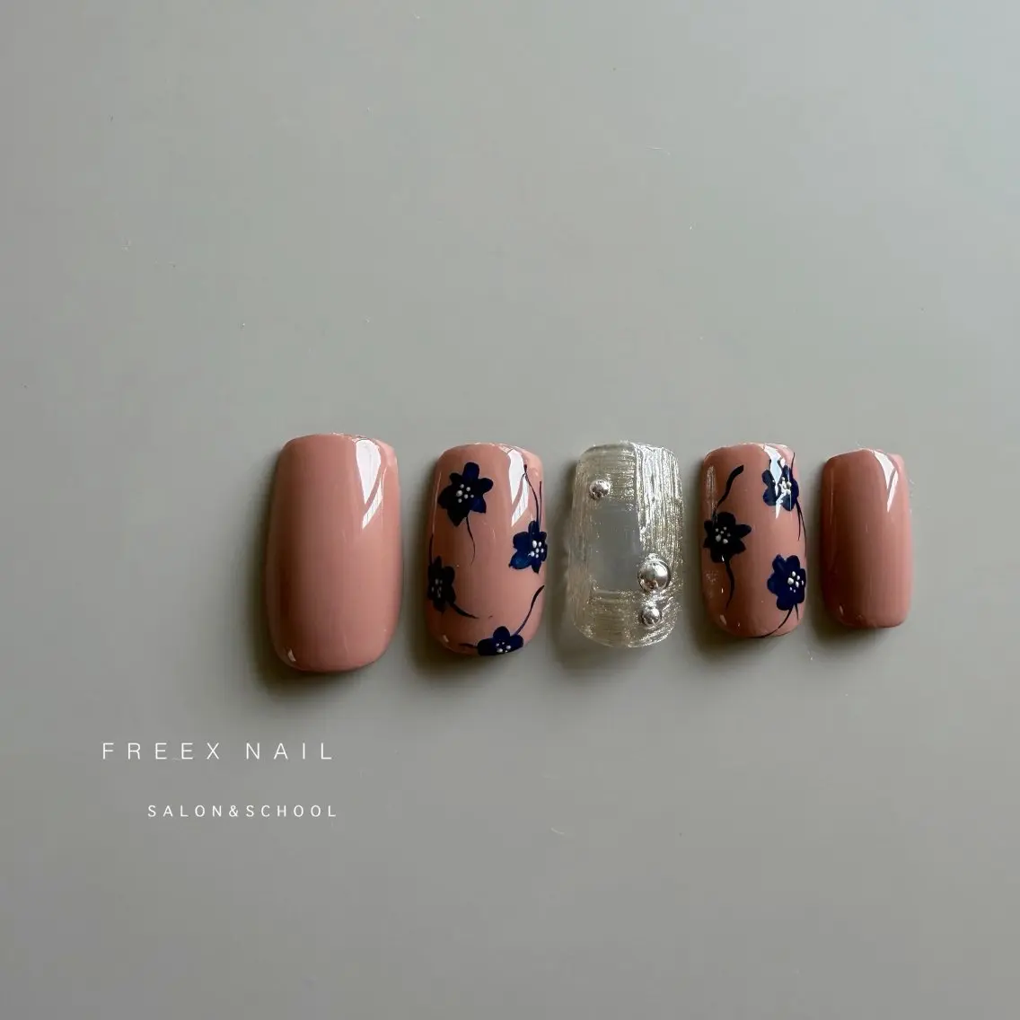 ネイル フラワーネイル ニュアンスネイル ハンドネイル ハンドケア freex nail /ニュアンス/個性派のネイルデザイン