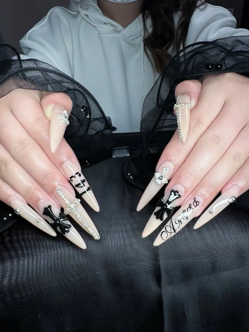 ネイル ハンドネイル フットネイル SuA Nail Salonのネイルデザイン