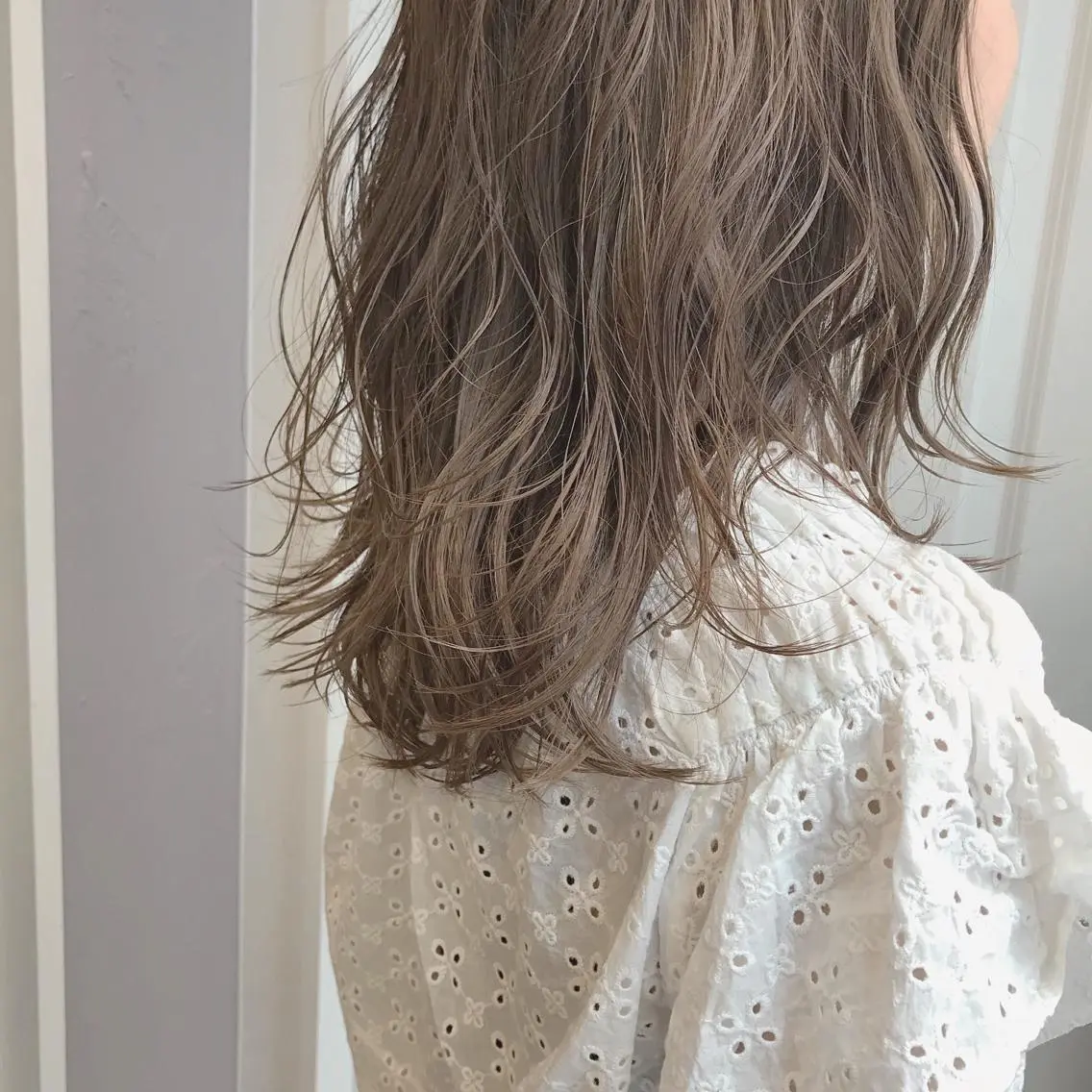 セミロング カラー ベージュカラー ダブルカラー ショート特化 /天神大名/ハルナのヘアスタイル