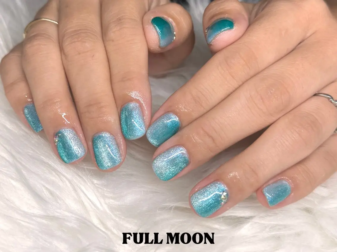 ネイル ハンドネイル FULL MOONのネイルデザイン