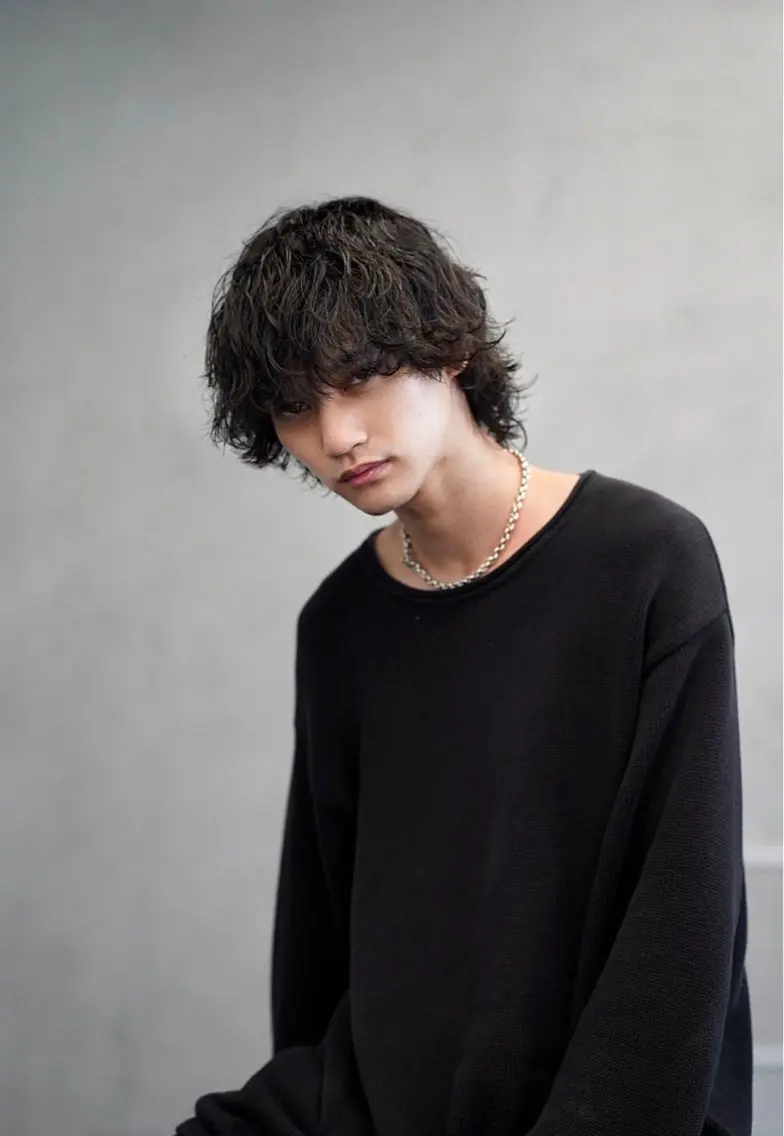 ミディアム パーマ メンズ 当日予約⭕️ 太田のヘアスタイル