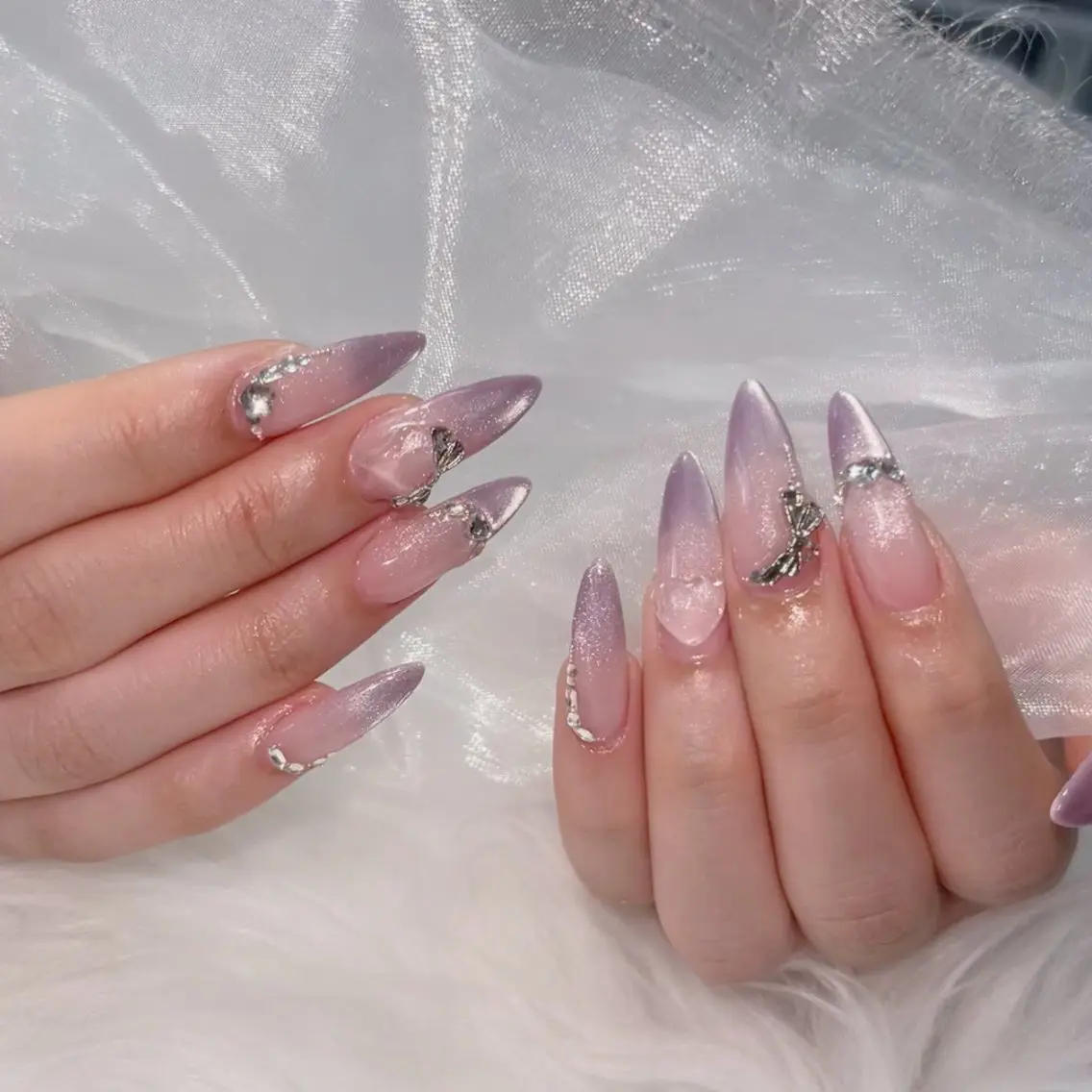 ネイル オーロラネイル 長さ出し フラッシュネイル フレンチネイル ジェルネイル ハンドネイル ハンドケア CiCi Nail Salonのネイルデザイン