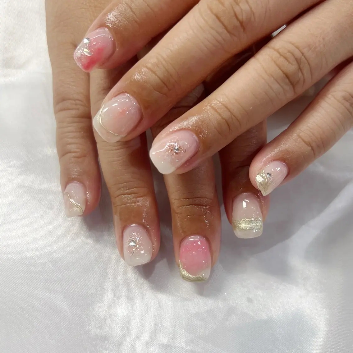 ネイル ハンドネイル ハンドケア CARIS nailはづきのネイルデザイン