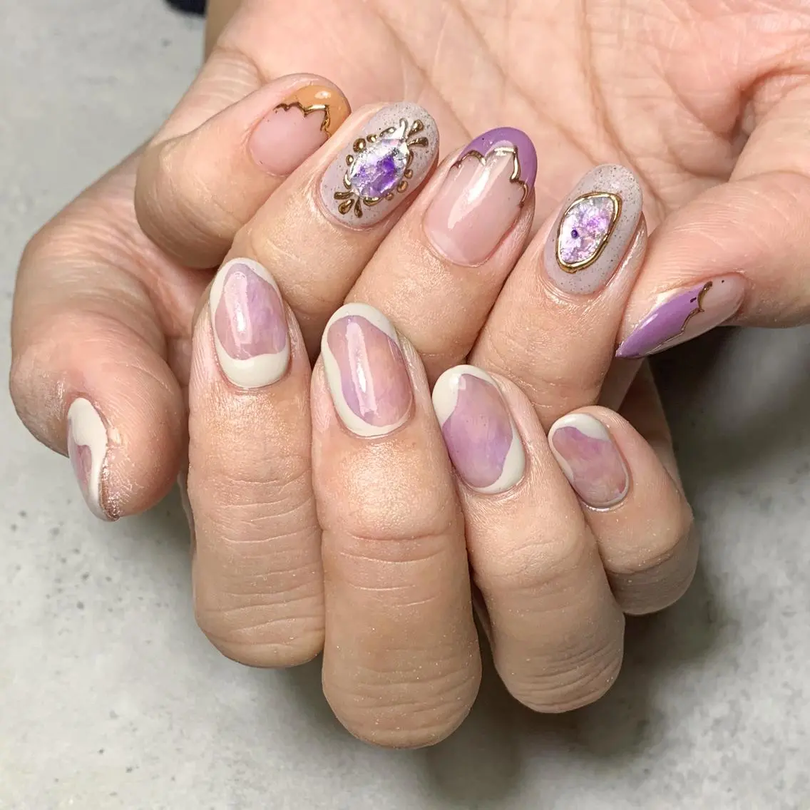 ネイル ハンドネイル FIORITURA aiのネイルデザイン