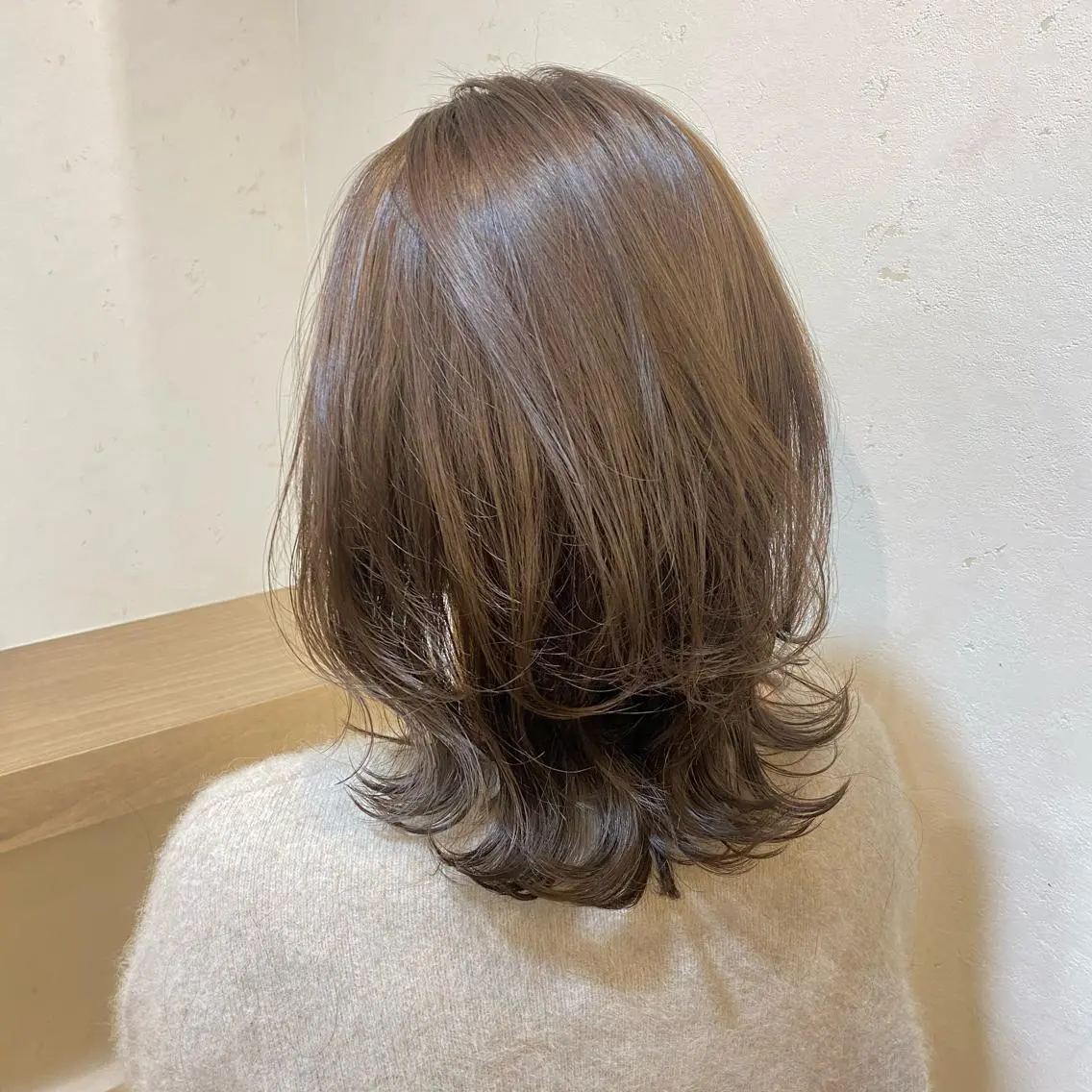 ミディアム カラー スタイリスト 林 風香のヘアスタイル