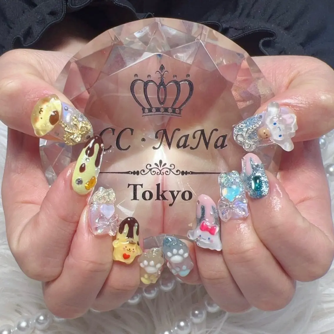 ネイル ハンドネイル 💎CC・NaNa 韓国風ネイル🌙Cのネイルデザイン