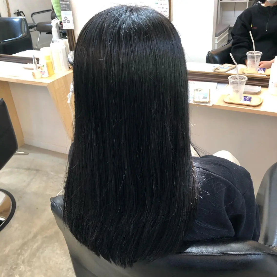 ロング 伸ばしかけ 山口 晃也のヘアスタイル