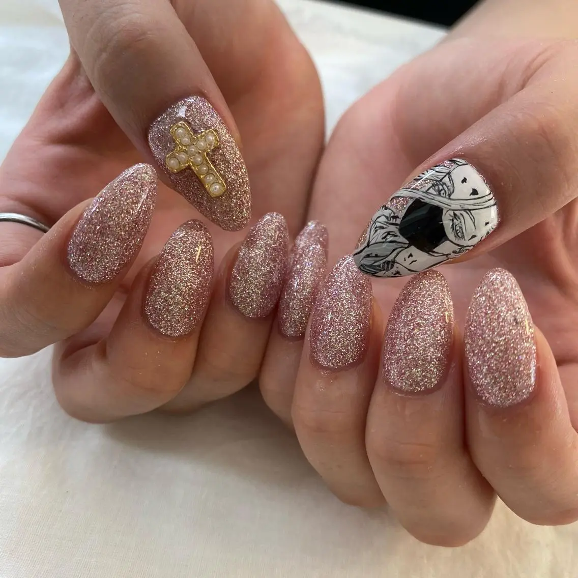 セミロング ハンドネイル 池袋痛ネイル Nok. 渡辺のネイルデザイン