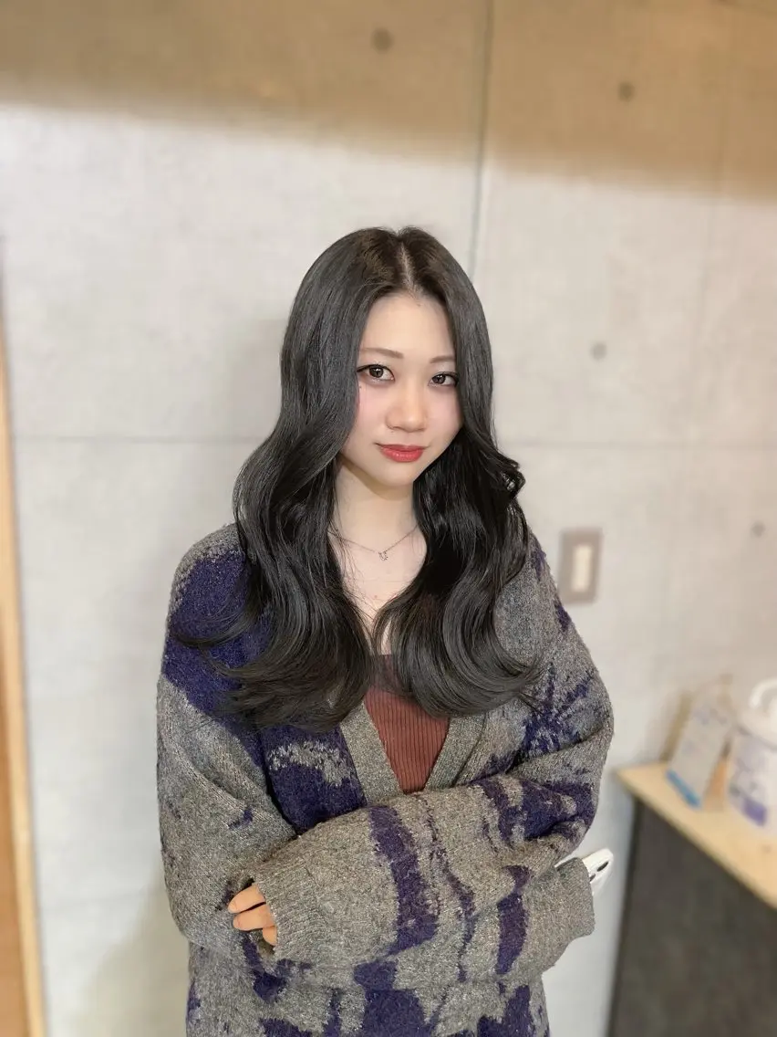セミロング ))カラー特化(( 渡邉 怜のヘアスタイル