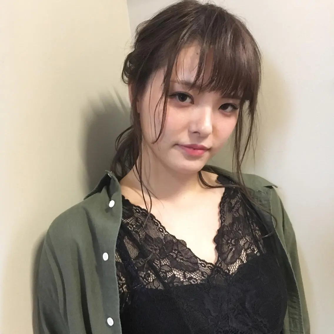 セミロング カラー ヘアアレンジ ボブ/顔周りレイヤー carlm:上川美幸のヘアスタイル