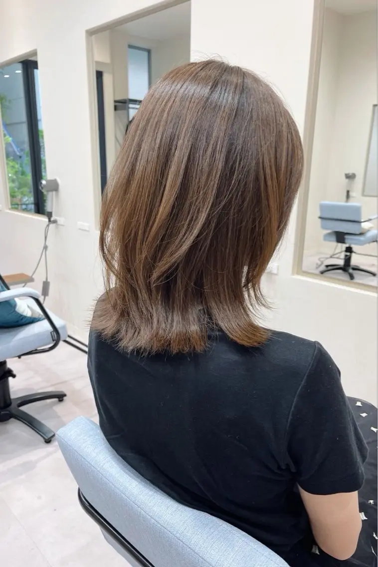 ミディアム 野沢 碧のヘアスタイル