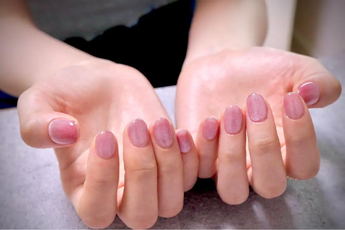ネイル オーロラネイル カジュアル フラッシュネイル ジェルネイル ラメ(グリッター) MH Nailのネイルデザイン